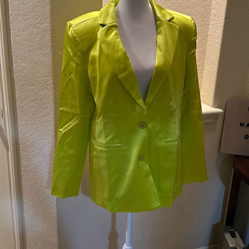 Ser.O.Ya Womens XS Neon Lime Motlee Jacket 100% Silk Button Closure Pockets NWT